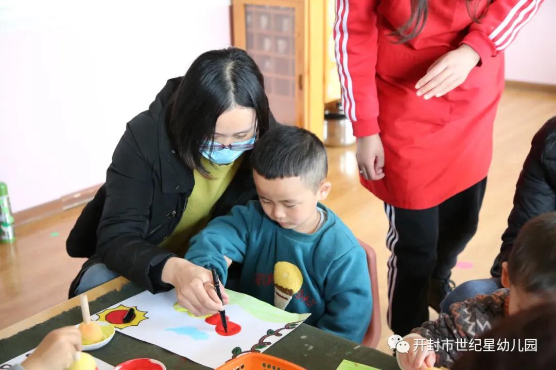 你好，小宝贝：世纪星艺术学院幼儿园新生半日体验活动