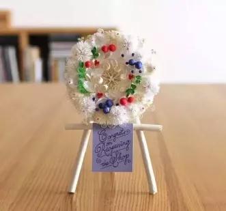 中日花圈区别,中日文化差异之花圈