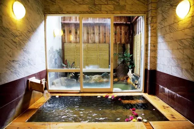 熊本县宫苑温泉,温泉县秘境森林康养中心