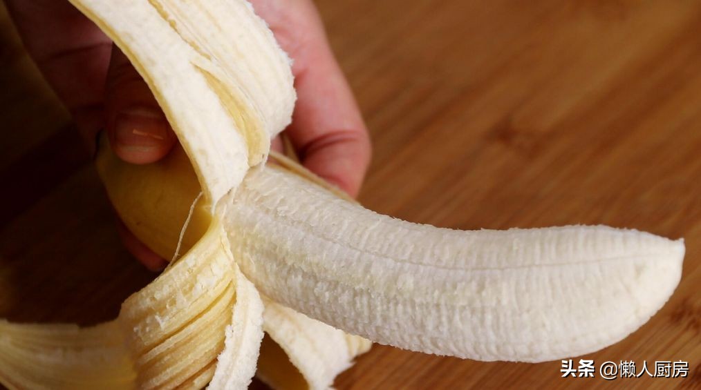 香蕉吐司面包早餐,面包和香蕉的早餐最简单做法