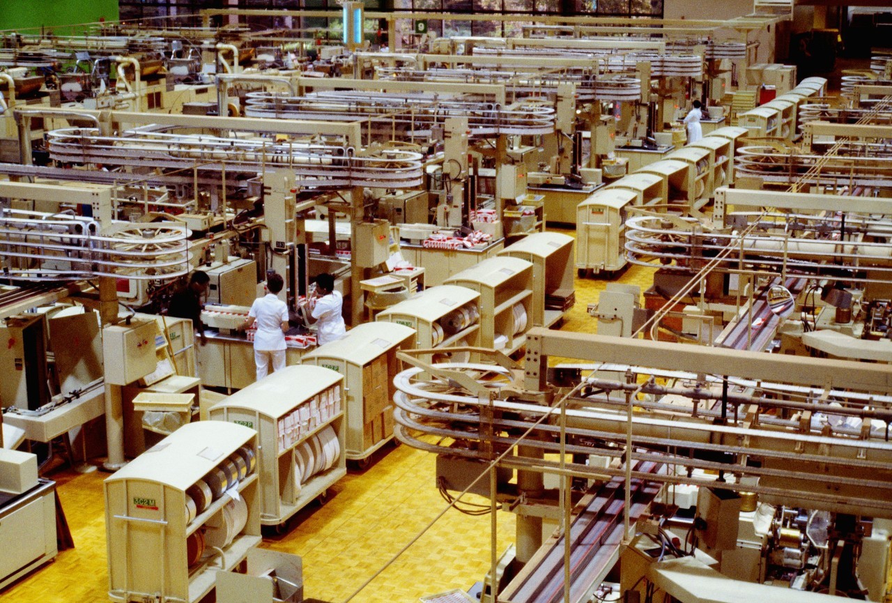 圆珠笔是怎么发明出来的,圆珠笔是如何造出来