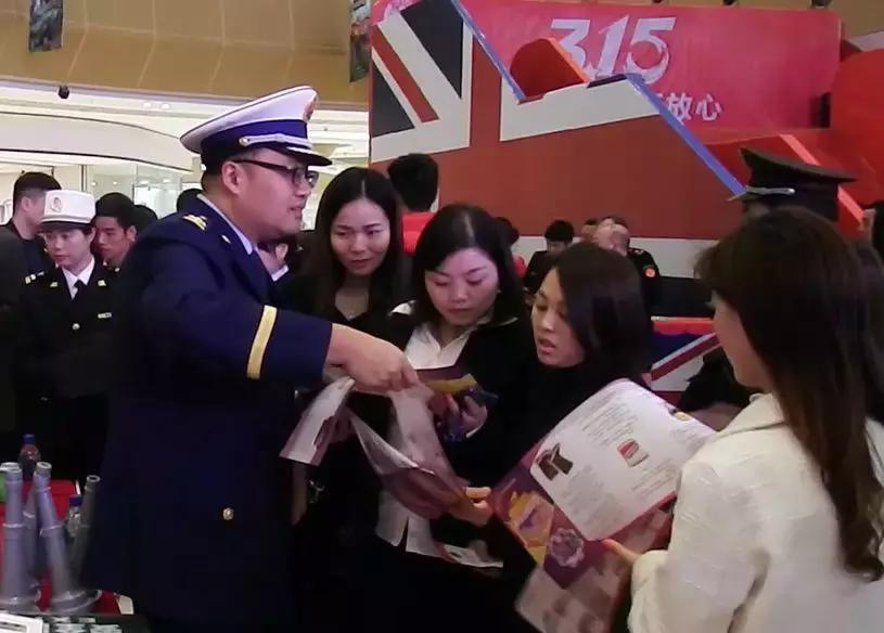 【3.15打假】宜春市消防救援支队开展3.15消防产品真伪辨别宣传活动，这些“真假”灭火器你会辨别吗？
