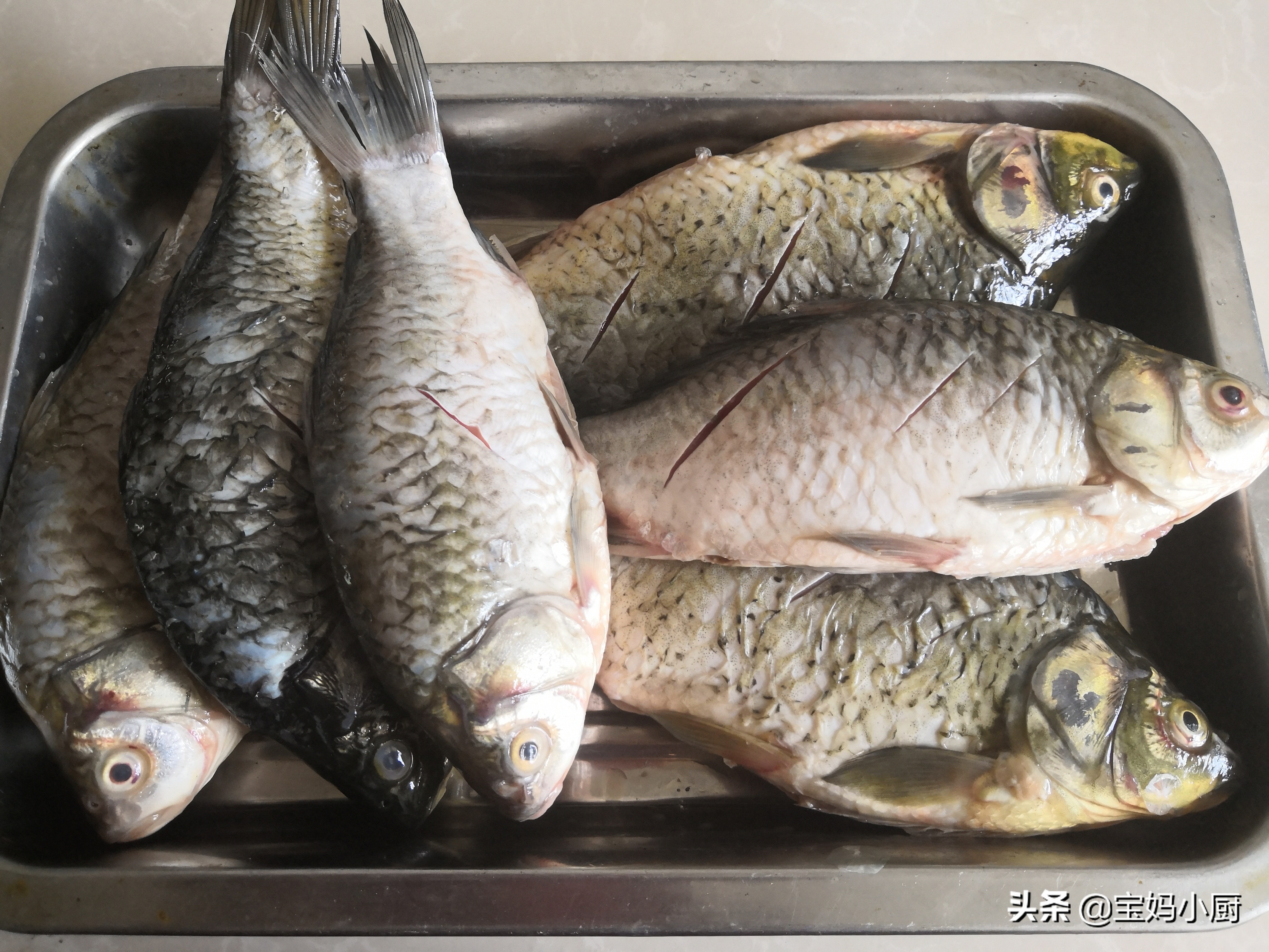 烧鱼不破皮的简单方法,烧鱼的技巧和方法