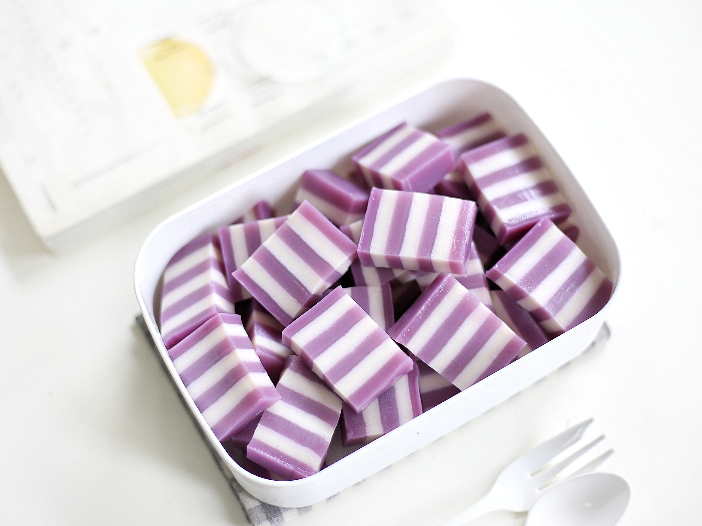 想吃千层蛋糕是缺什么,想吃千层椰汁马蹄糕