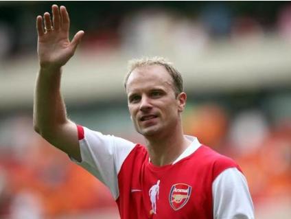 球坛野史,球坛签约新东家