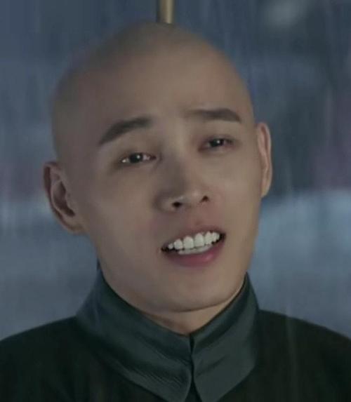 吴宣仪做牙齿前后对比,吴宣仪做整牙