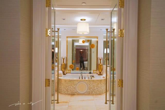 澳门总共有几个豪华酒店,澳门的酒店是全世界最多的吗