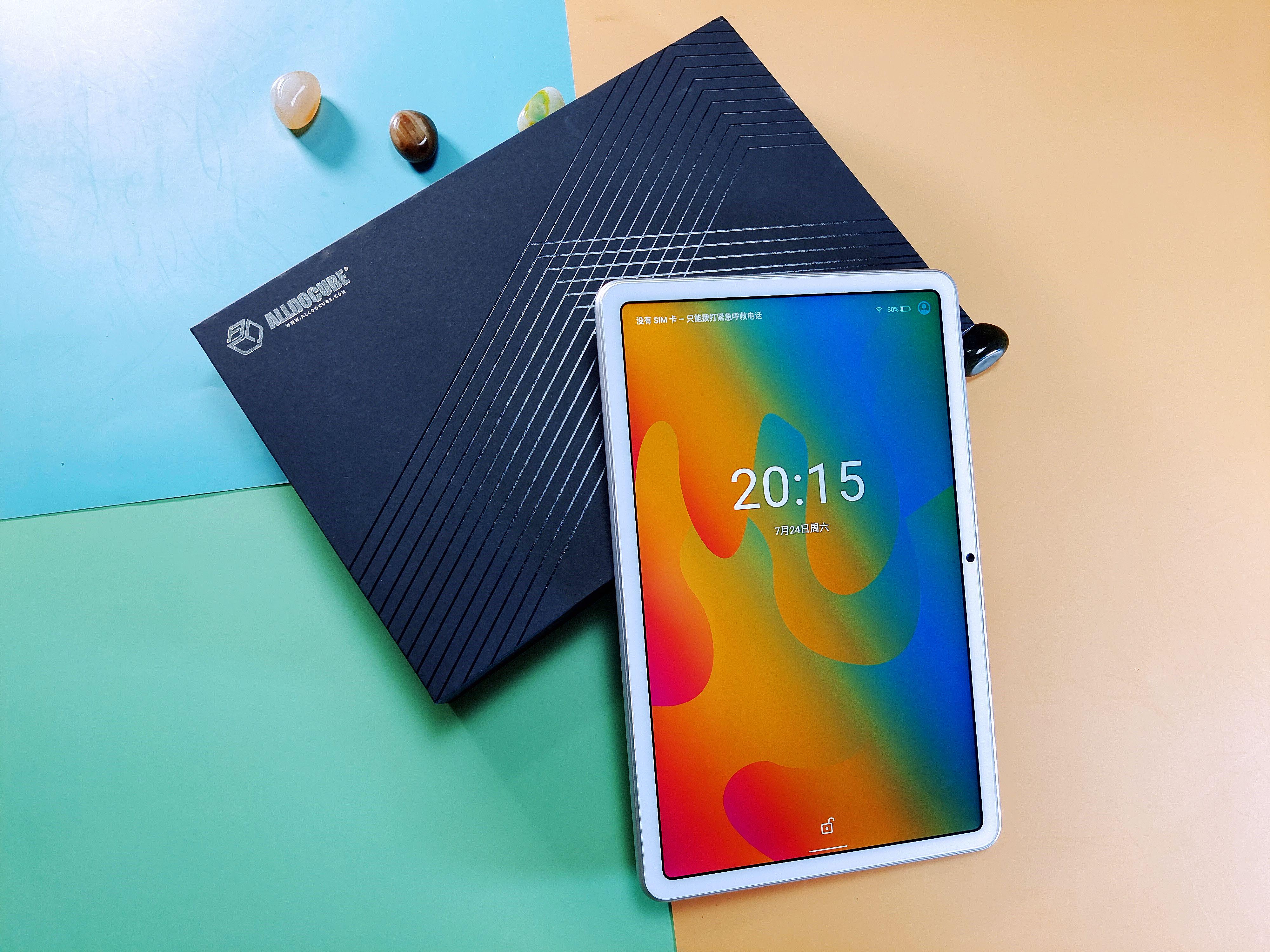 始于颜值忠于黑科技的国产手机,酷比魔方xplay40pro