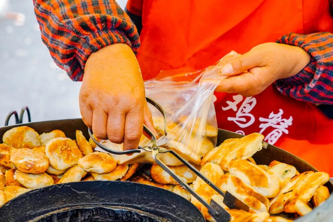 在南京到哪吃淮扬菜,在南京早晨去哪里吃早饭