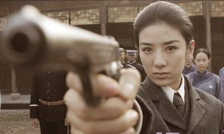 民国时期，一个超硬核的女人——毛*东泽**为她亲手写挽联……