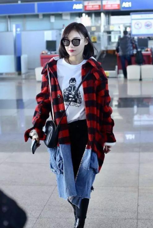 红格子衬衣搭配什么外套,复古红格子中长款外套怎么搭配