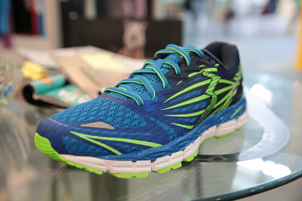 安踏和李宁对标的鞋,李宁安踏和匹克