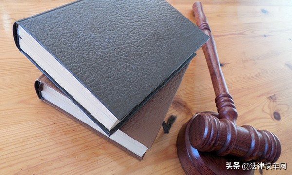 偷别人的视频发犯法吗怎么赔偿,私自拍摄他人视频能报警吗