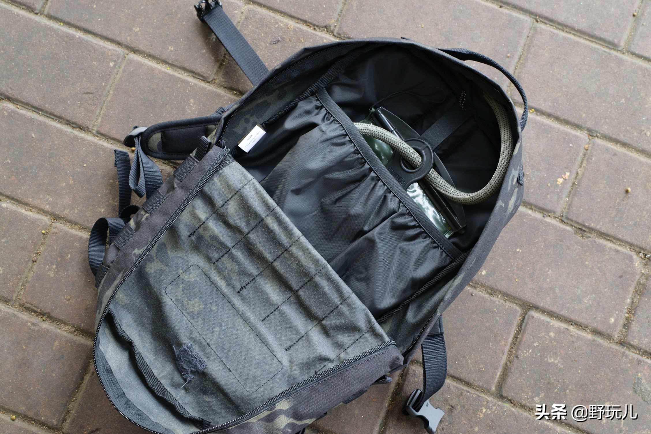 军事风格双肩包推荐,黑色军用双肩包