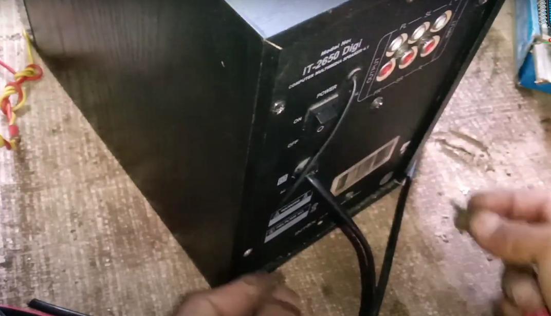 INTEXIT26504.1电脑音响，主声道无声维修，采用TDA2030A放大