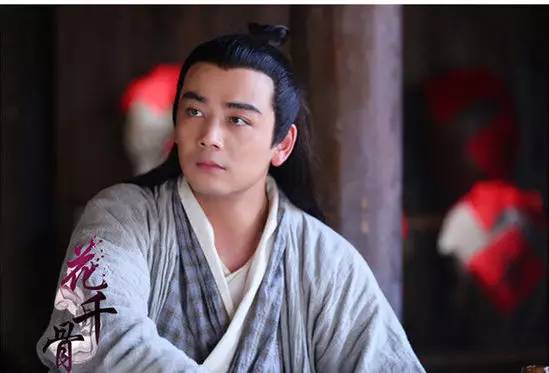 刘涛小包总杨烁油腻到不行,影视剧里的油腻行为杨烁