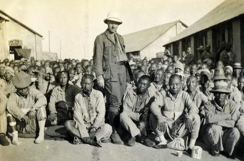 新加坡李光耀之子是谁,新加坡国父李光耀出访