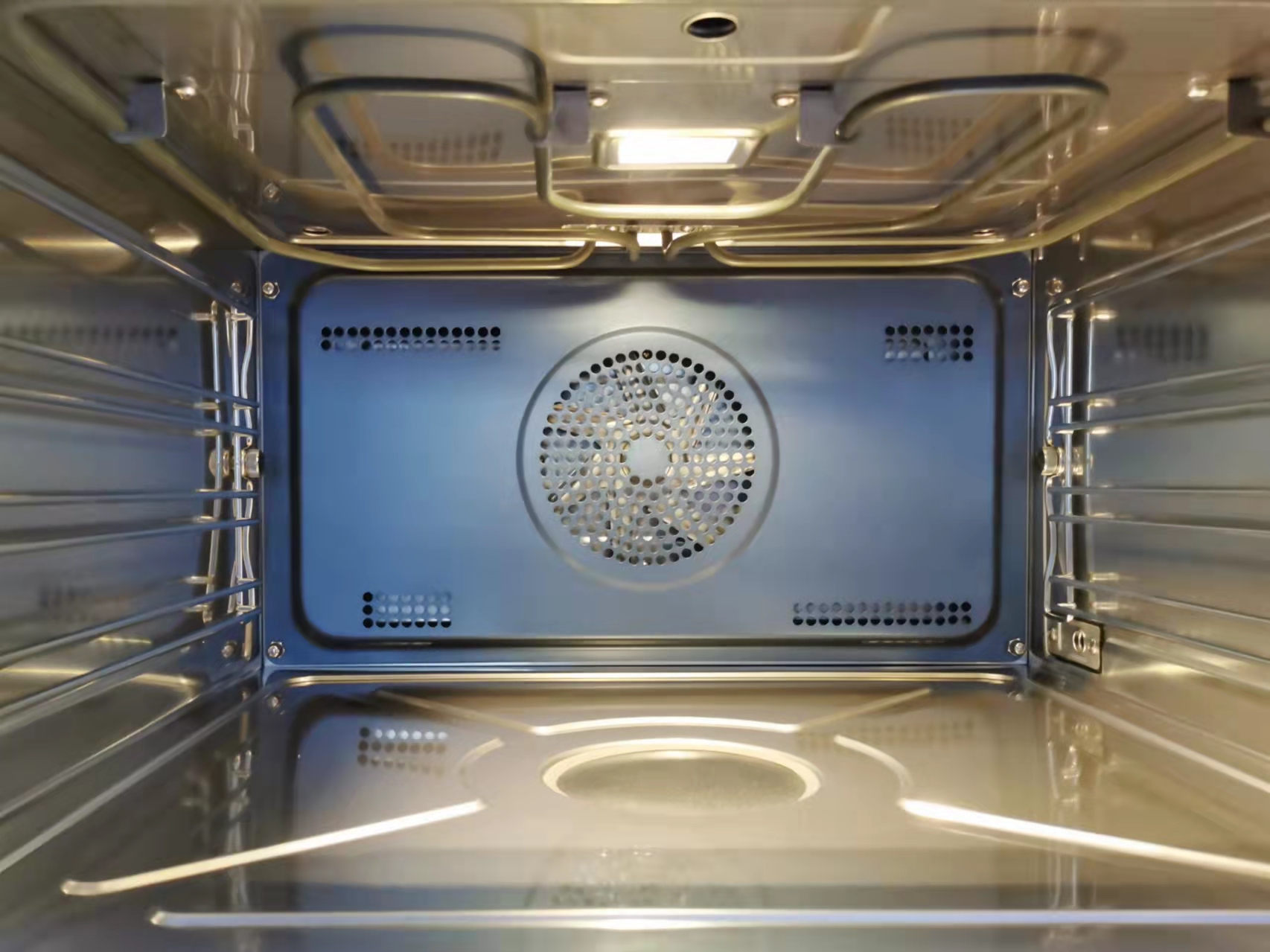 老板蒸烤一体机cq901是搪瓷内胆吗,蒸烤一体机内胆搪瓷好还是陶瓷好