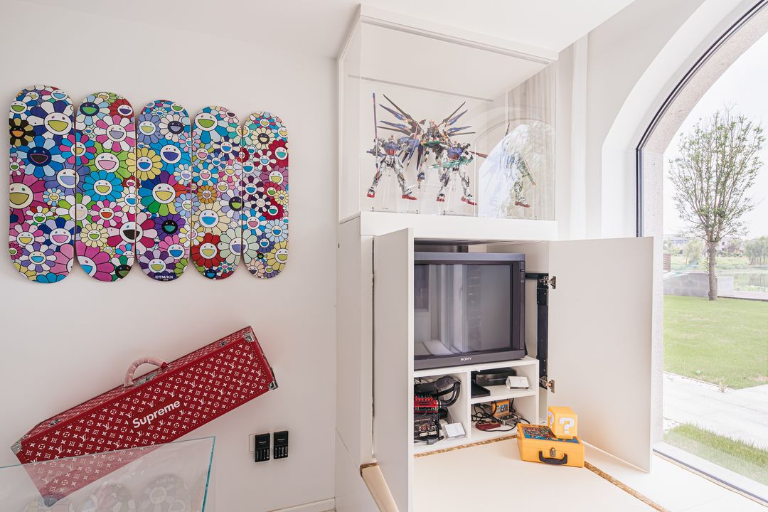 他把家里，变成了500m²的三层游戏厅