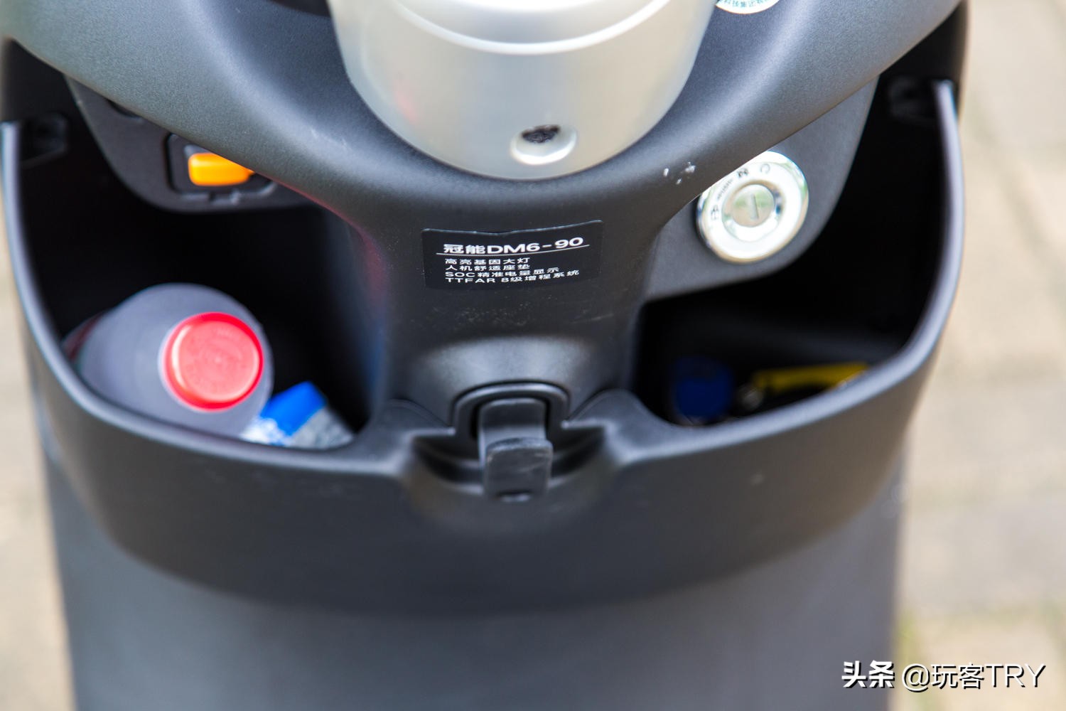 雅迪dm6真实价格,测评一辆1万多的雅迪电动车