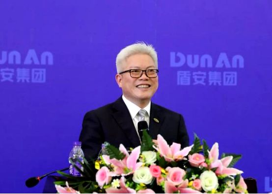 3连板后亏损公告,三连板跌停之后继续上攻