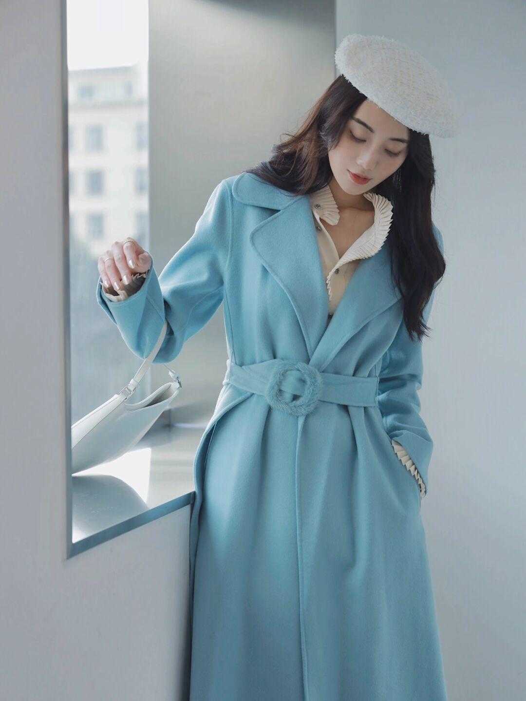 大衣穿不出来,短款收腰大衣好搭