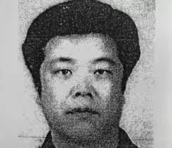 为自证头号粉丝，这群未成年女孩向YouTube网红发露骨视频？？？