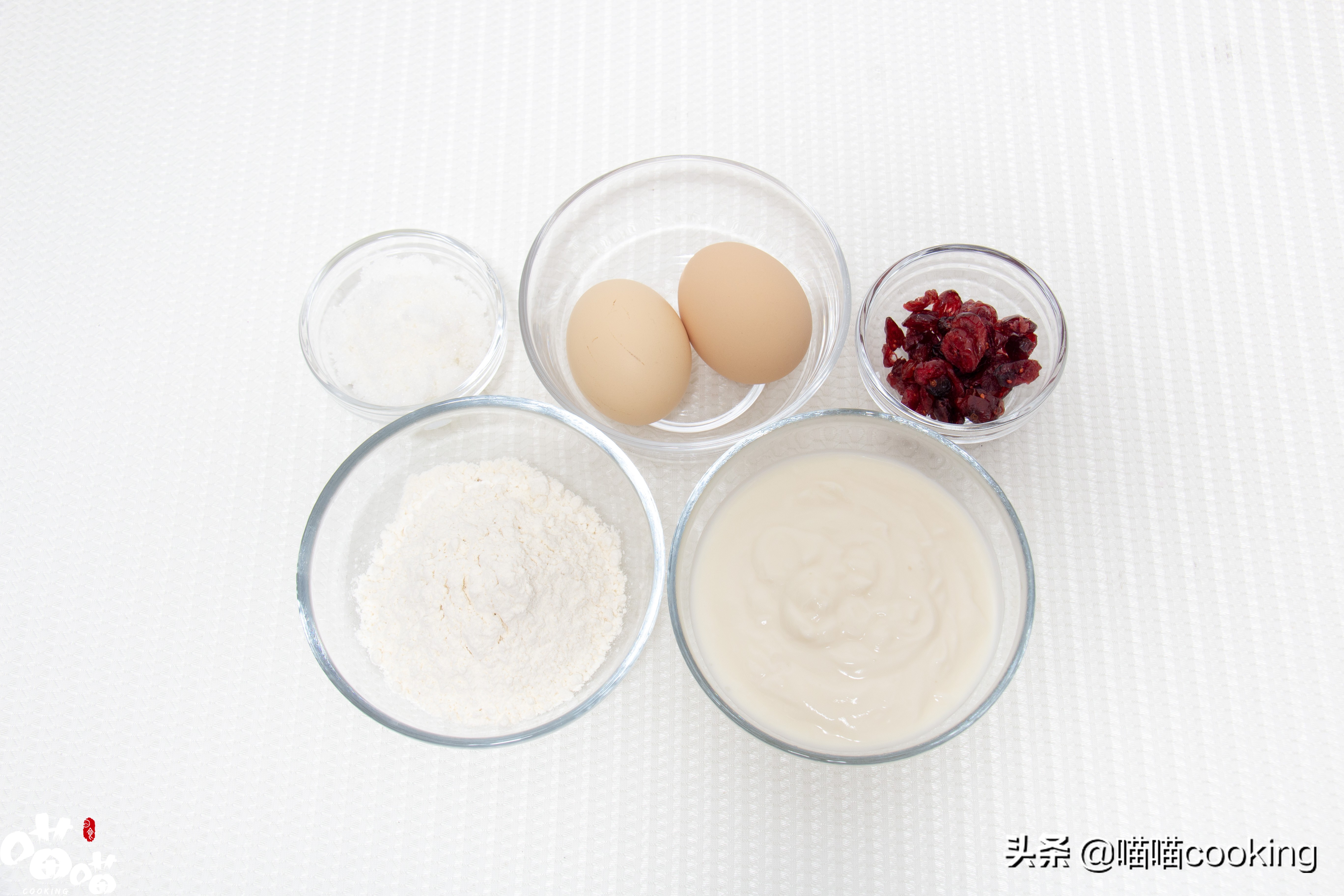 何老师同款酸奶蛋糕不用烤箱,何老师电饭煲做蛋糕教程