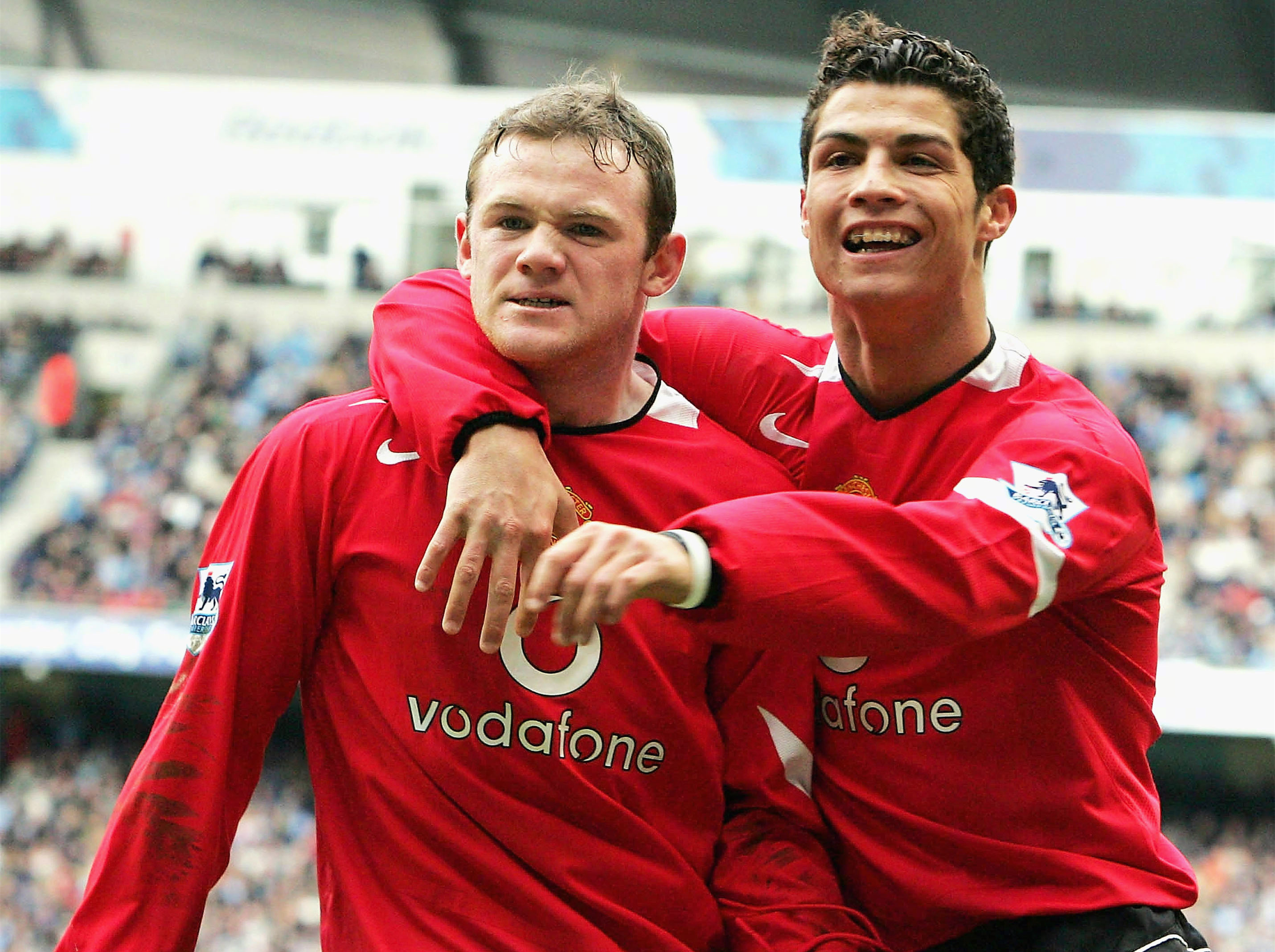 归来仍是少年！C罗回家感动世界，弗格森一通电话召回梦剧场明星