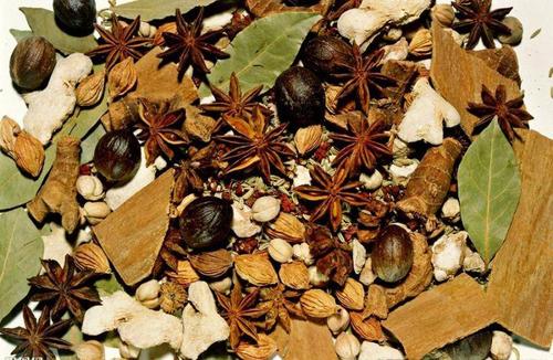 酱肘子的做法分享,正宗做酱肘子的方法