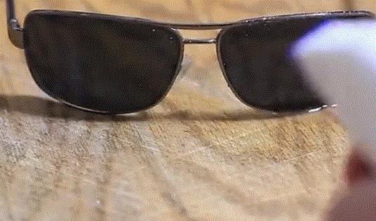 衬衣皱了熨不平整怎么办,洗皱了的衣服不熨怎么弄平