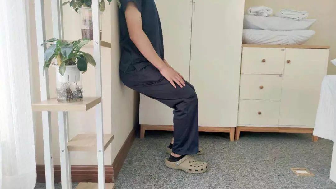 青少年无缘无故的腿疼,青少年腿疼怎么办