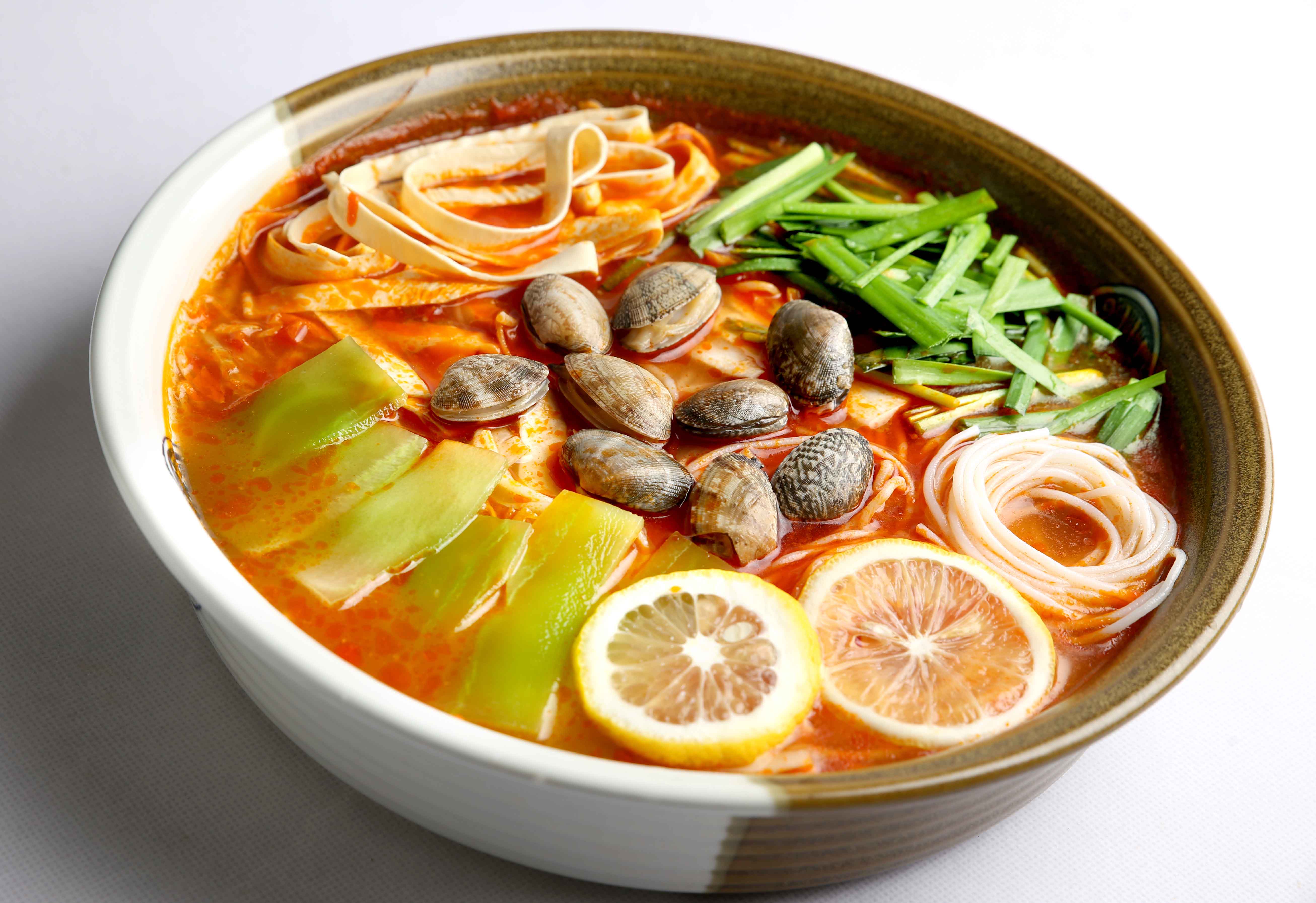 重庆米线技术配方学习,正宗火锅米线技术培训