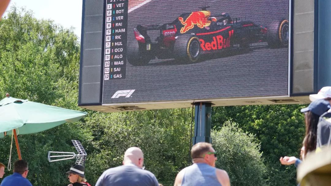 f1红牛车队阿斯顿马丁,阿斯顿马丁f1赛车队