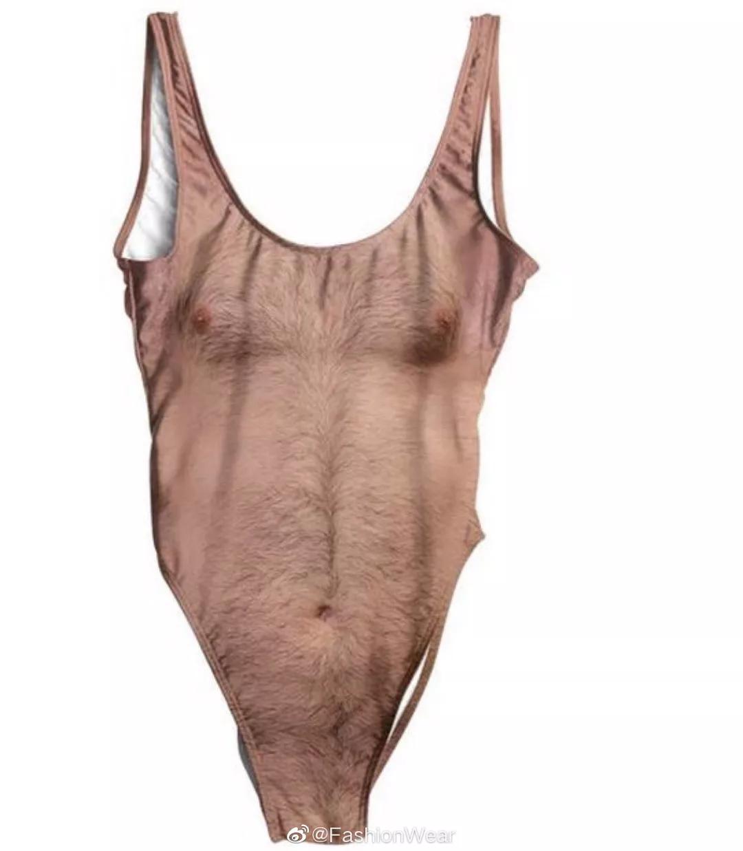 “男友给我买了套防狼泳衣，这怎么穿？”（漫画）