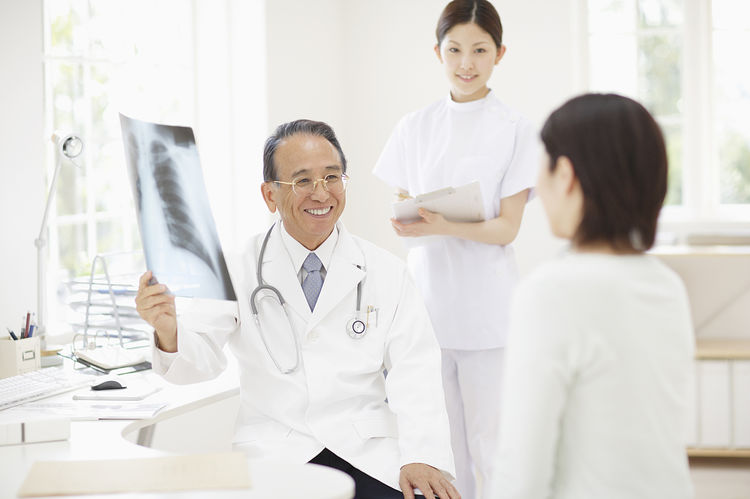 挂号特需门诊和普通门诊的区别,普通门诊和专家门诊看病哪个好