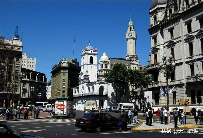 足球令人动容的故事,足球历史上那些有趣的故事