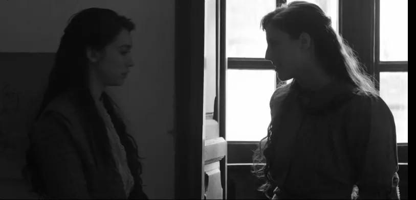 出柜并非是一次性的，可能会贯穿他们的整个人生