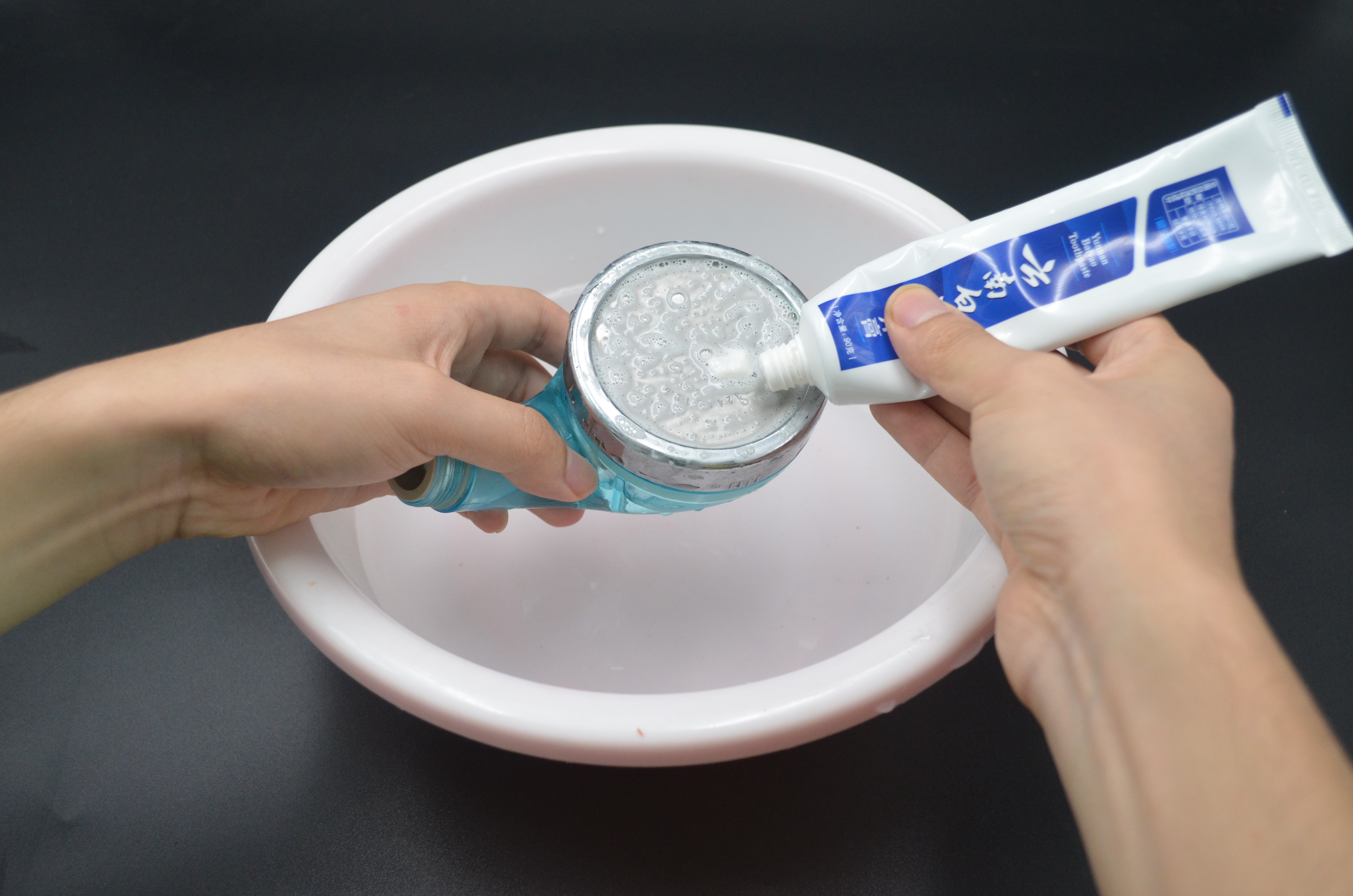 花洒出水不均找谁维修,顶喷花洒莲蓬头边缘出水不均