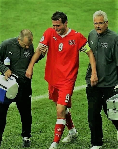 c罗2019年欧洲杯鼓励穆里尼奥,足球记忆哈维阿隆索