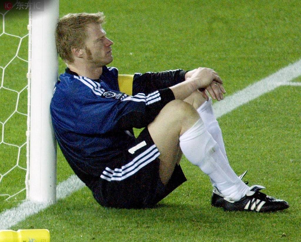 天生领袖奥利弗-卡恩，他是赫内斯的合格接班人么？