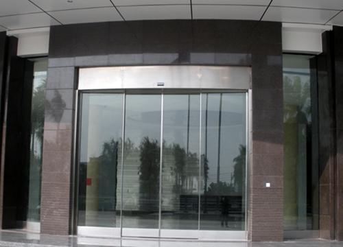 家里智能门坏了怎么办,房屋门坏了怎么修