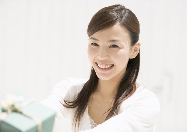 大学生谈恋爱真的要看物质吗,大学生谈恋爱该是什么样子