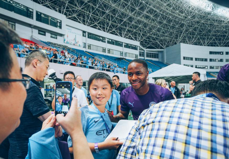 英国足球2018世界足球先生,足球威廉姆斯一战成名