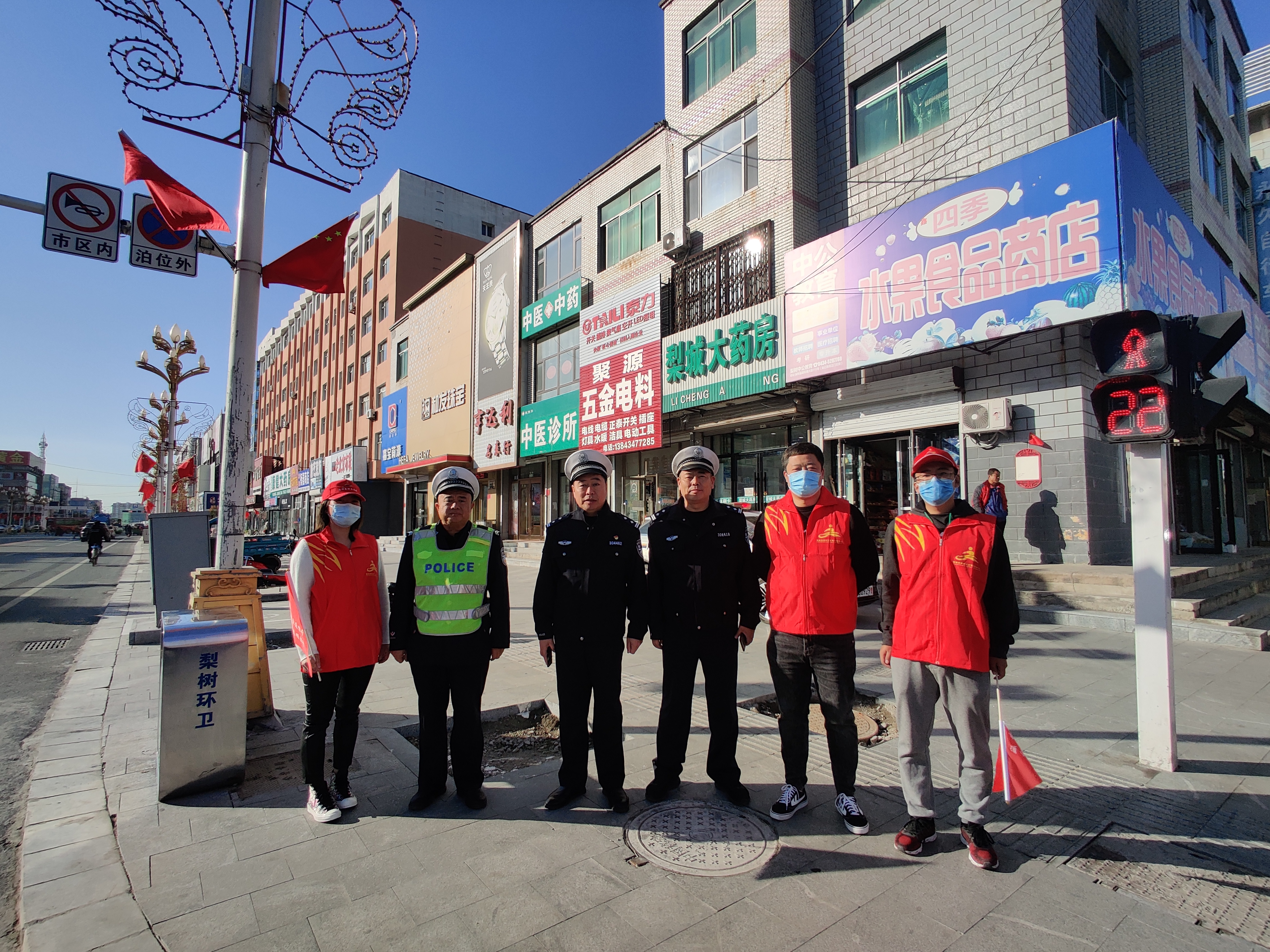 梨树交警充分发挥*党**员先锋模范作用全力做好创建省级文明城交通安全管理工作