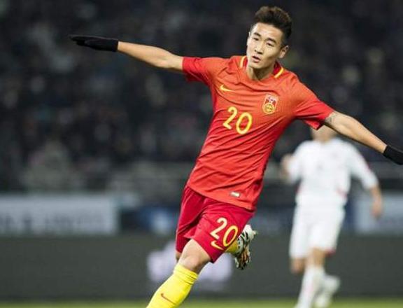 恒大足球队最辉煌时球员收入如何,恒大球星工资表