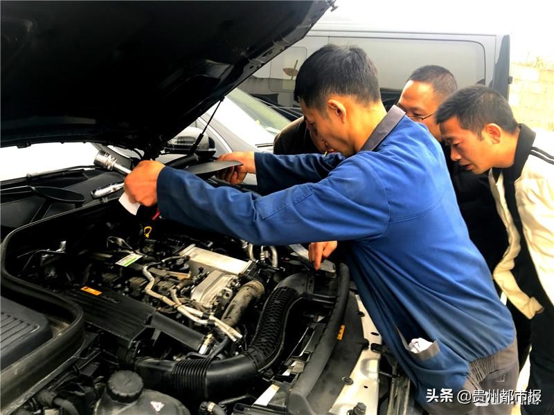 奔驰发动机异响维修检测,奔驰发动机故障异响