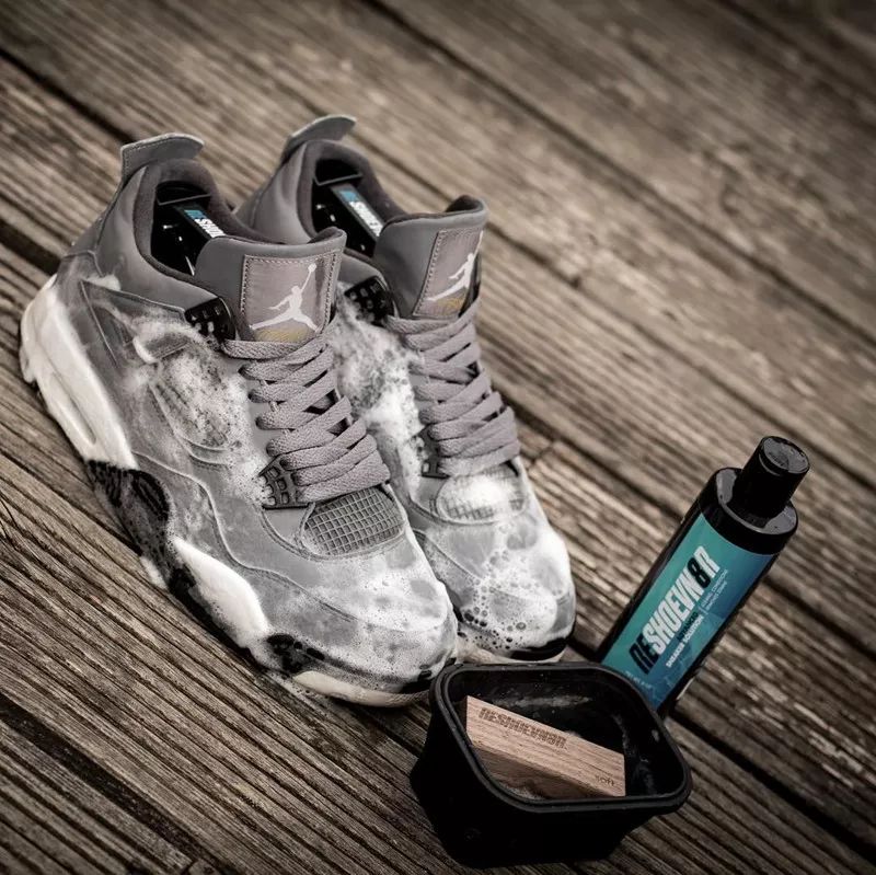 球鞋脏了怎么处理,球鞋表面脏了怎么清理