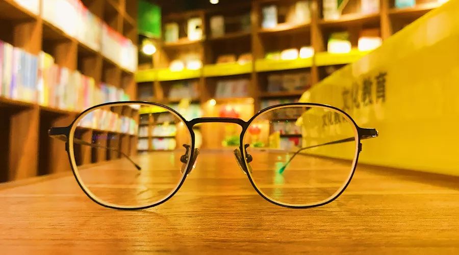 最新黑科技近视手术,黑科技近视治疗