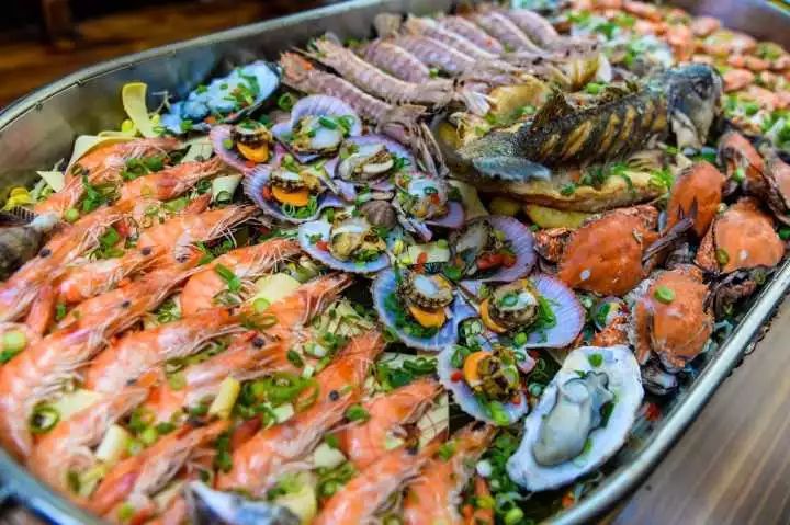 下一个网红小县城，海鲜便宜过象山，秋色不输杭州！